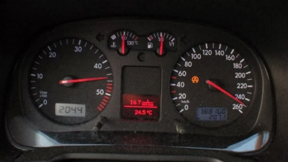 Volkswagen Golf 1.9 TDI 3