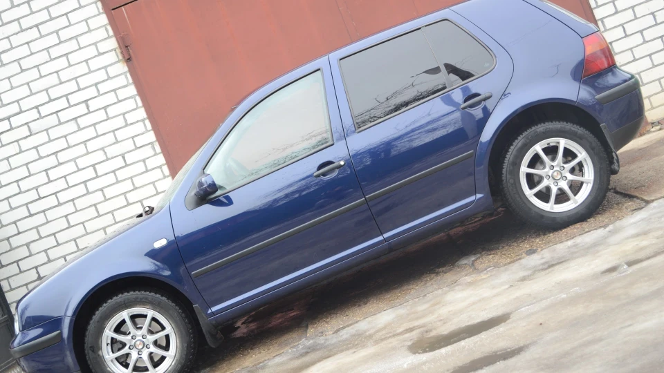 Volkswagen Golf 1.9 TDI 3