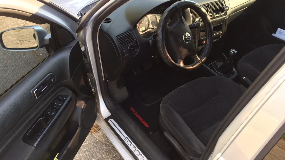 Volkswagen Golf 1.9TDI 74kw/101ЛС ATD 2