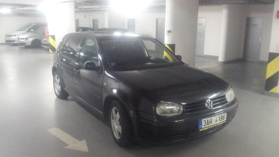 Volkswagen Golf 1.9TDI 81kw 4