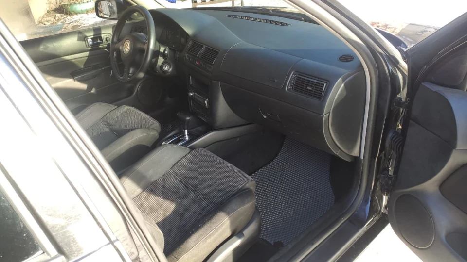 Volkswagen Golf 1.9TDI ASZ PD корнішон 5