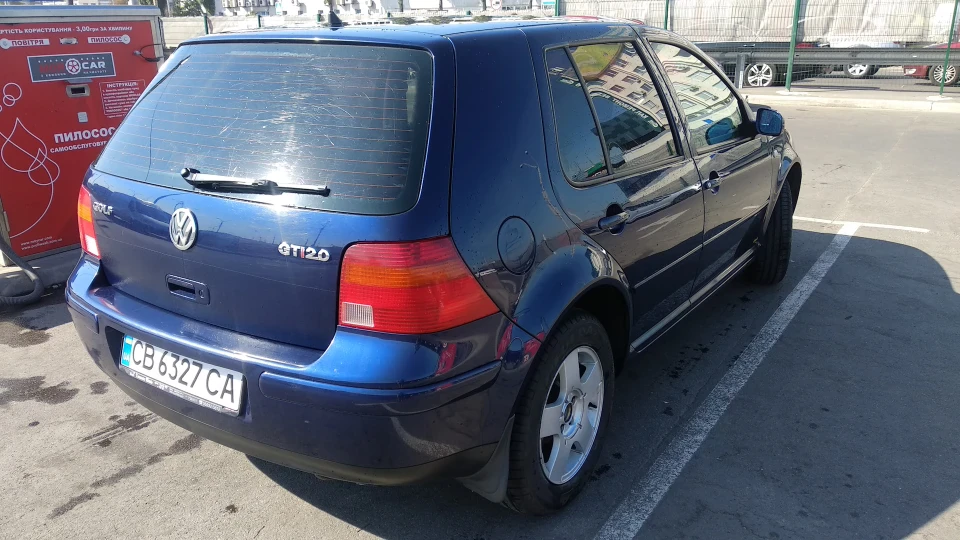 Volkswagen Golf 2.0 Dirolius 2