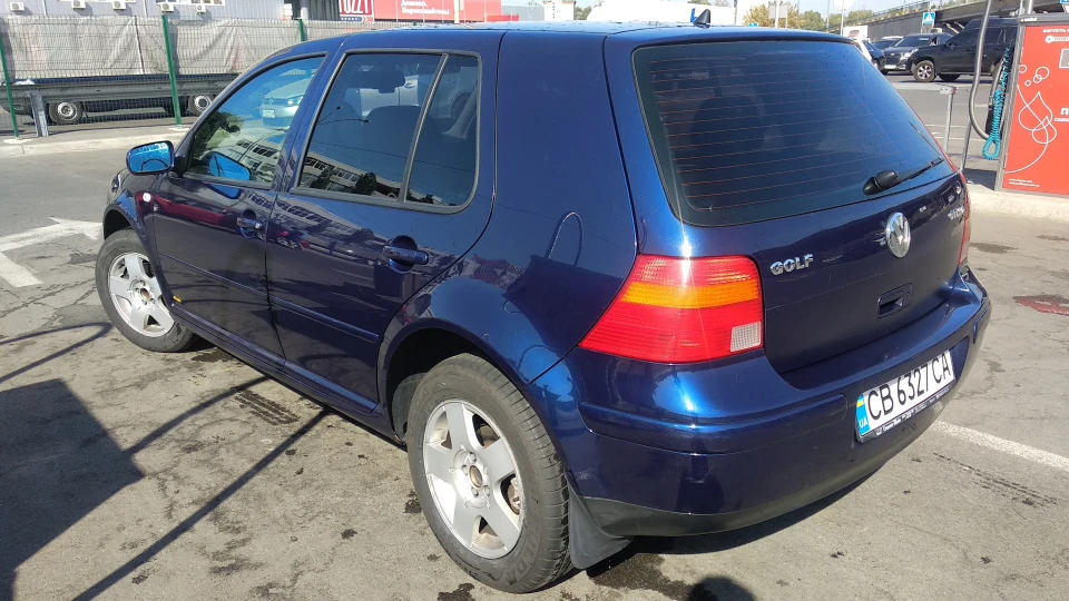 Volkswagen Golf 2.0 Dirolius 4
