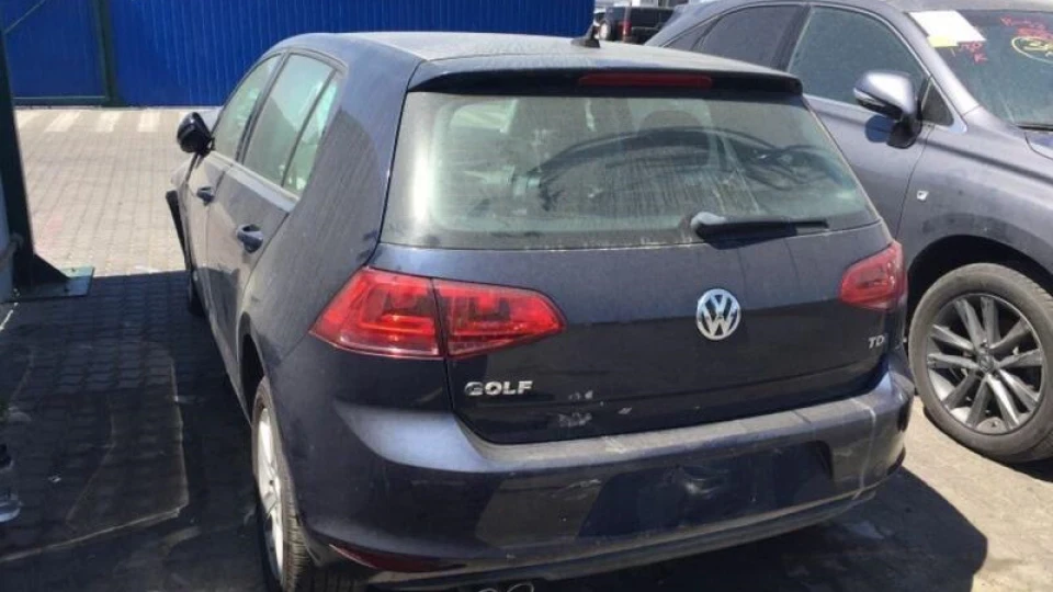 Volkswagen Golf 2.0 TDI DZGate