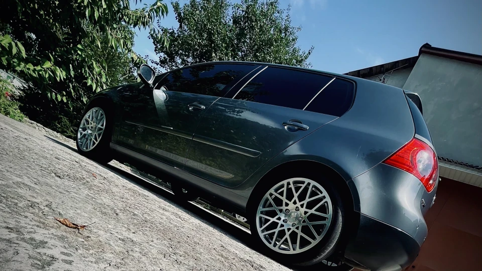 Volkswagen Golf 2.0 TDI 🇩🇪 2