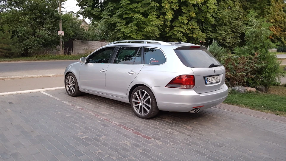 Volkswagen Golf 2.0 TDi 3