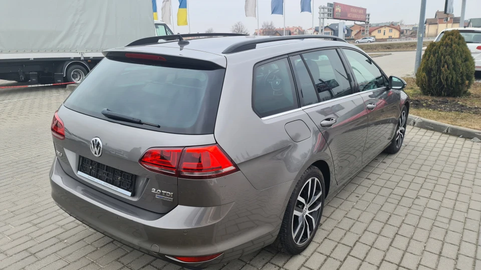 Volkswagen Golf 2.0TDI MT Highline 150hp 3