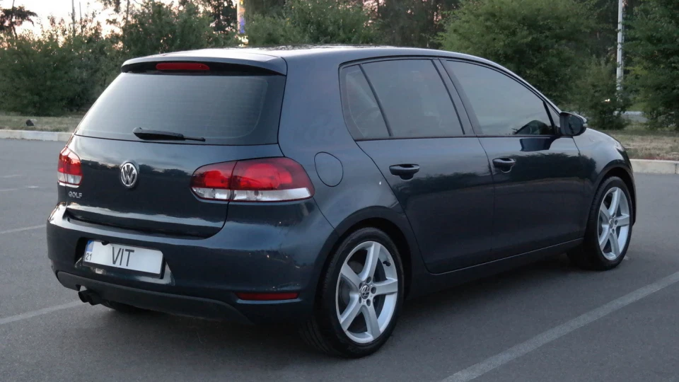Volkswagen Golf 2.5 American Boy 4