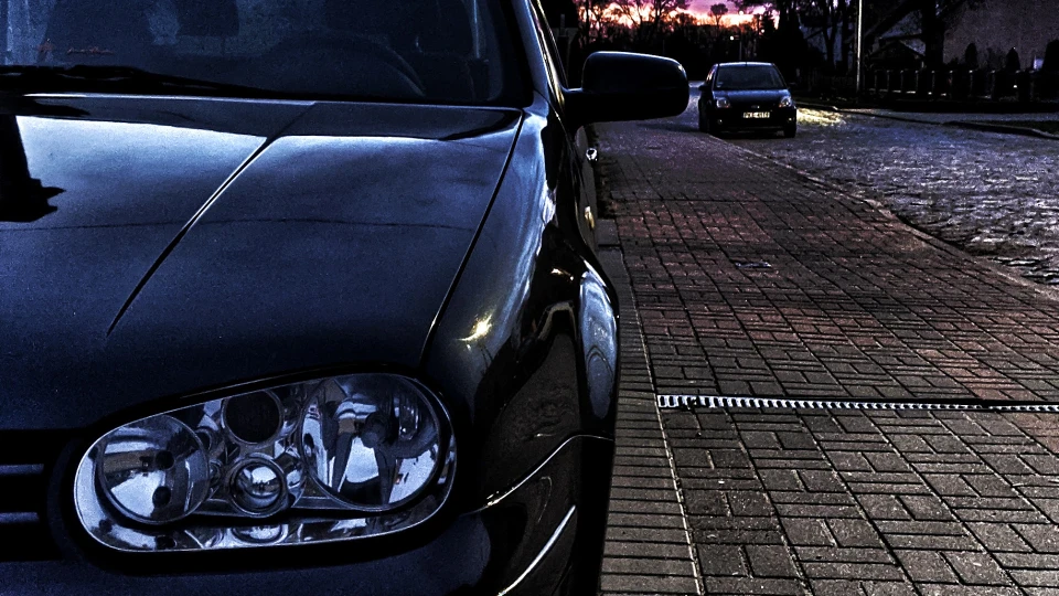 Volkswagen Golf Беззубік))