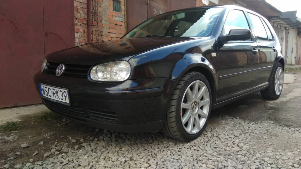 Volkswagen Golf "Black Bullet"