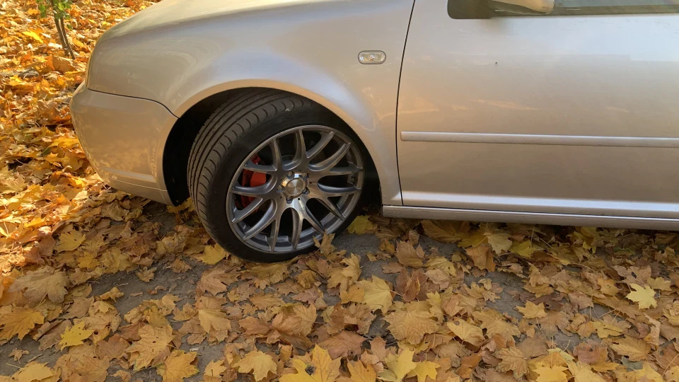Volkswagen Golf майбутнє ТурбоЗло!