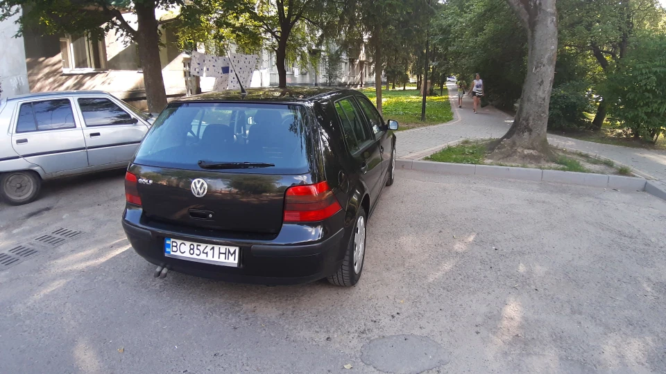 Volkswagen Golf ''Чорна мамба'' 5