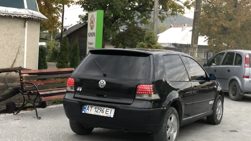 Volkswagen Golf Чорний металік, 1.9 ALH 2