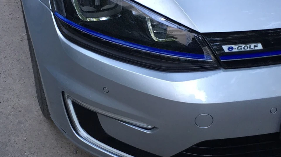 Volkswagen Golf E-Golf 4