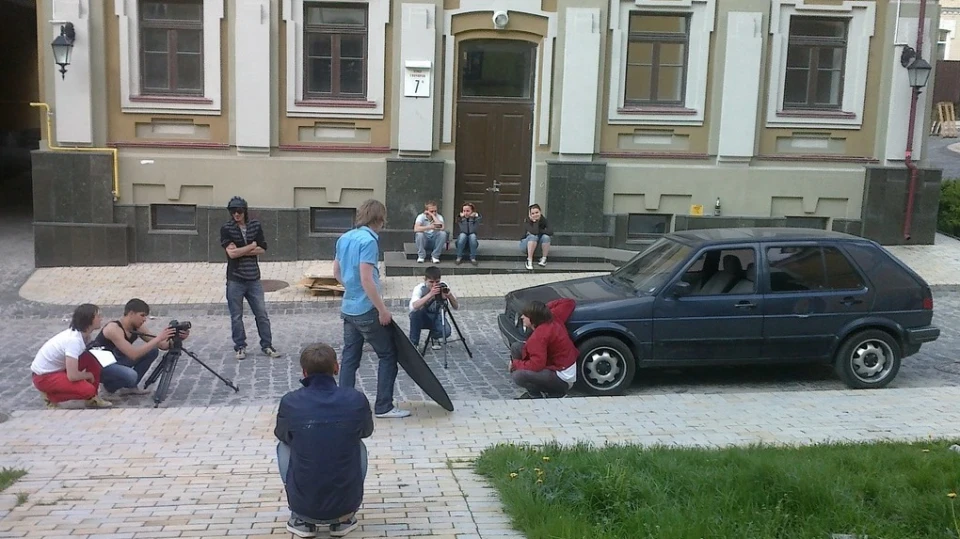 Volkswagen Golf first 3