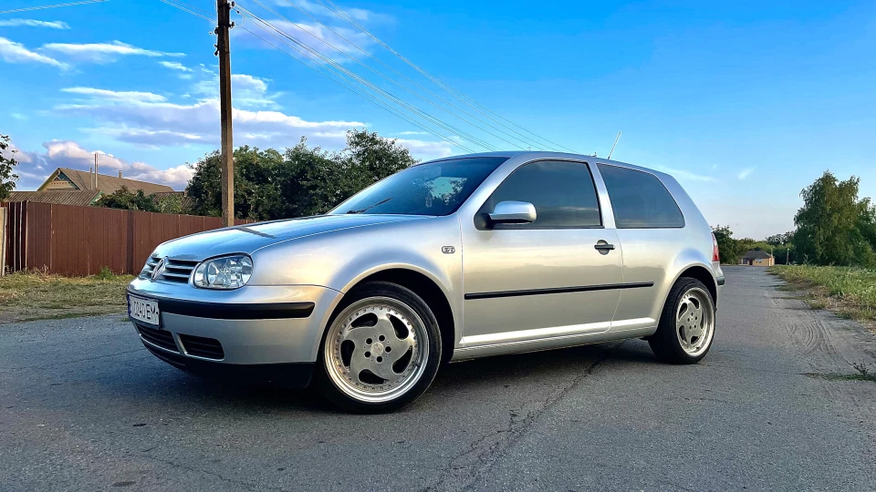 Volkswagen Golf Gnom 5