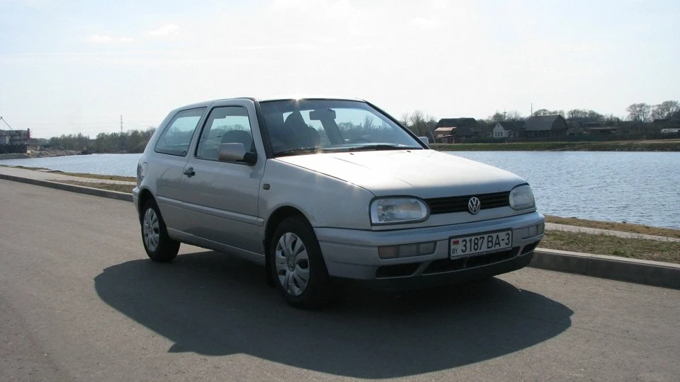 Volkswagen Golf міська табуретка