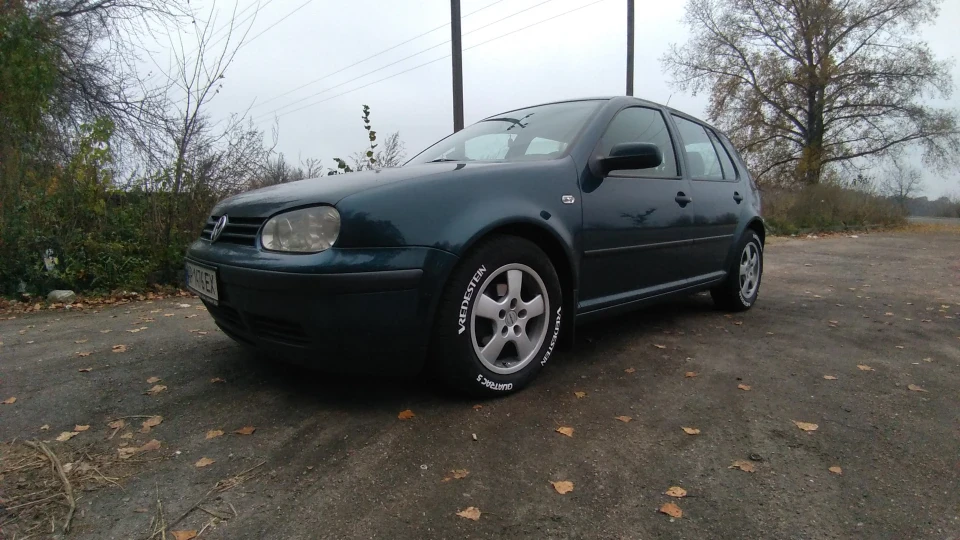 Volkswagen Golf Green Ocean 4