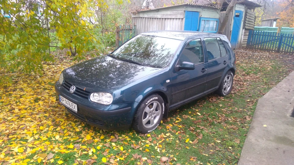Volkswagen Golf Green Ocean 5