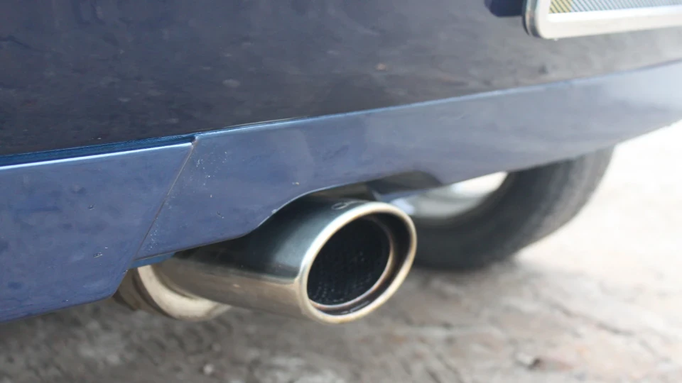 Volkswagen Golf гучний малюк 4