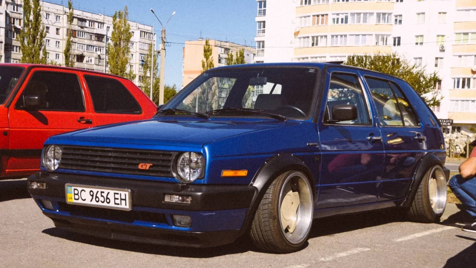 Volkswagen Golf GT (трушний ГТ)