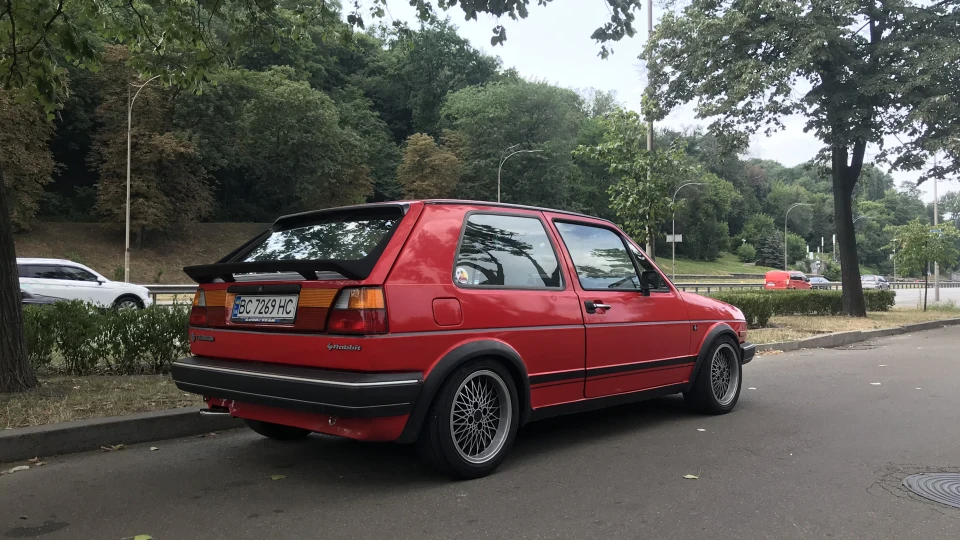 Volkswagen Golf GTD 1.9 TDI 2