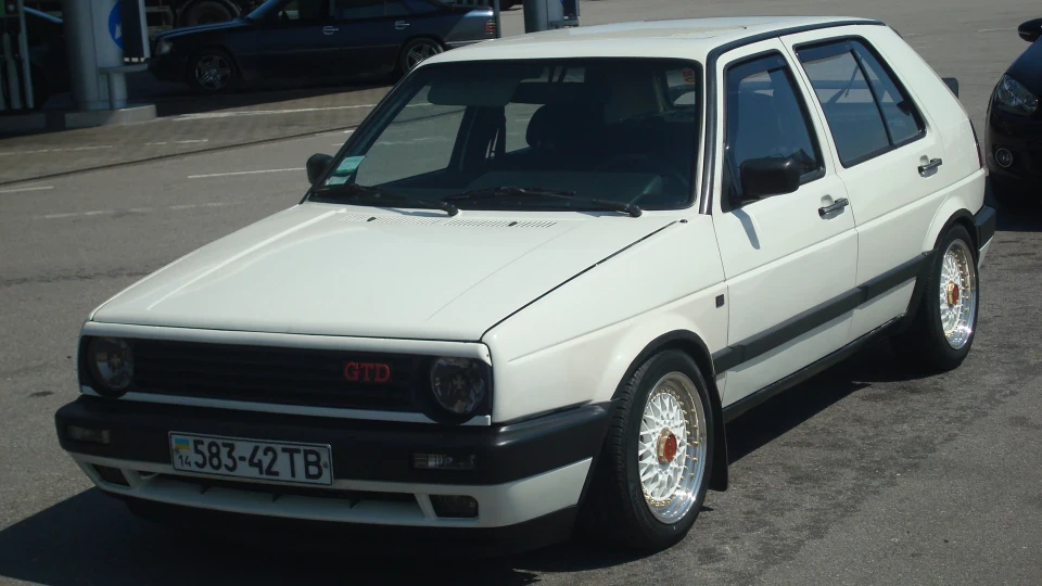Volkswagen Golf GTD & BBS RS PrimaDonna
