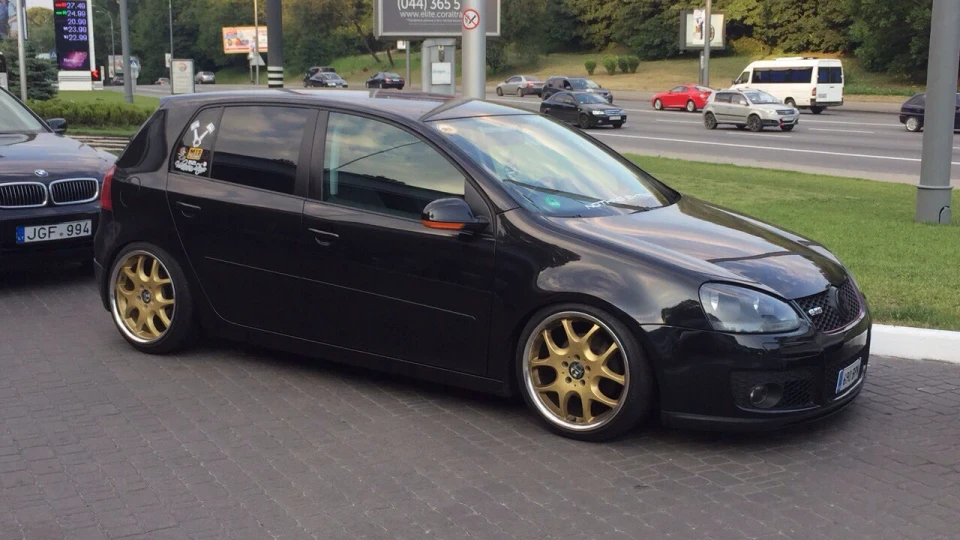 Volkswagen Golf GTD #nothing_extra 4