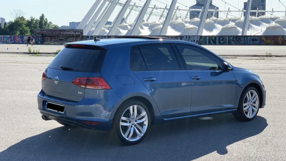 Volkswagen Golf GTD 5