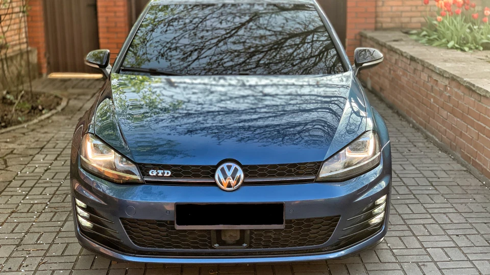 Volkswagen Golf GTD 2