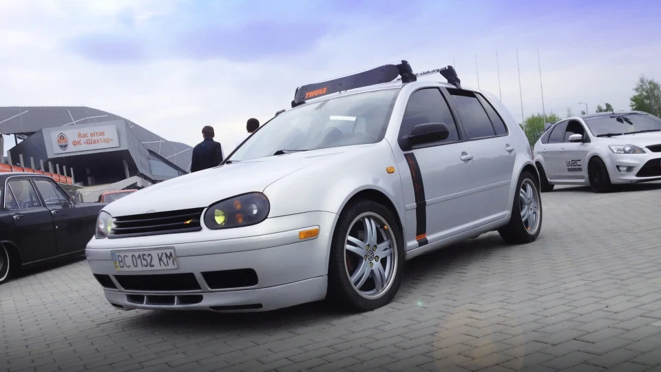 Volkswagen Golf I♥Haters/ mk4