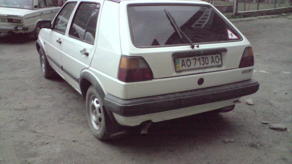 Volkswagen Golf ІІ 1.6 weiß 2