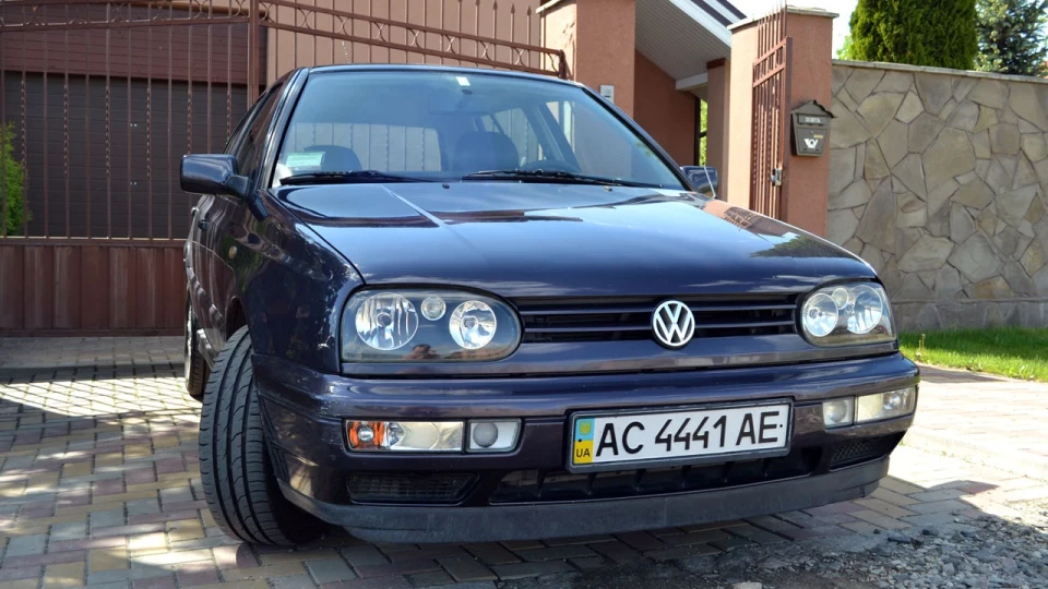 Volkswagen Golf III 1.8 GL 2