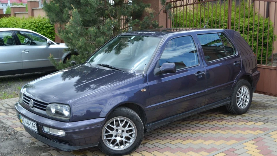 Volkswagen Golf III 1.8 GL 3