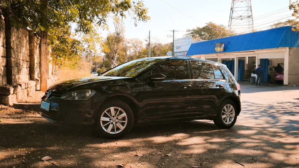 Volkswagen Golf Junior 2