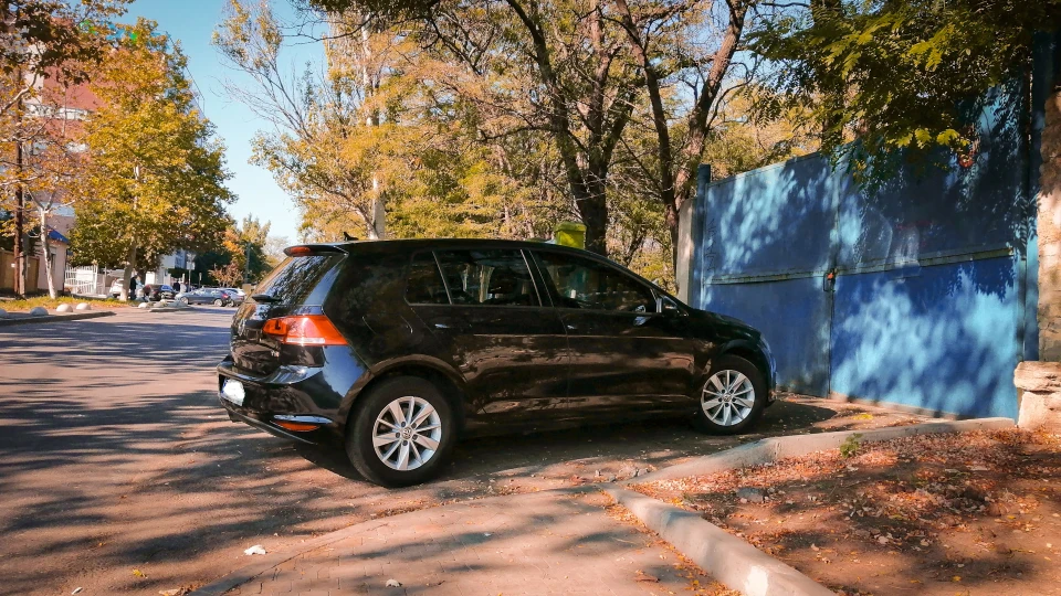 Volkswagen Golf Junior 3
