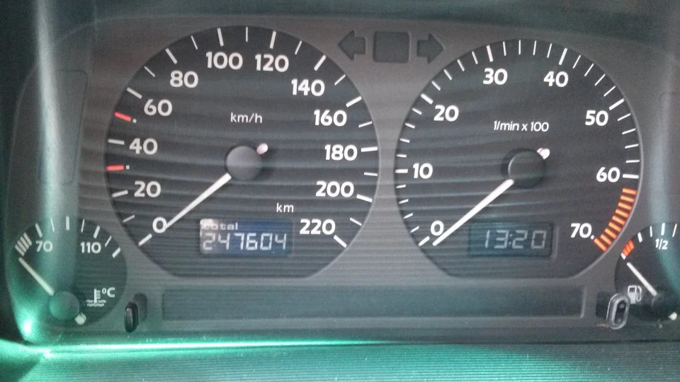 Volkswagen Golf Червоненька 1.8 AAM 3