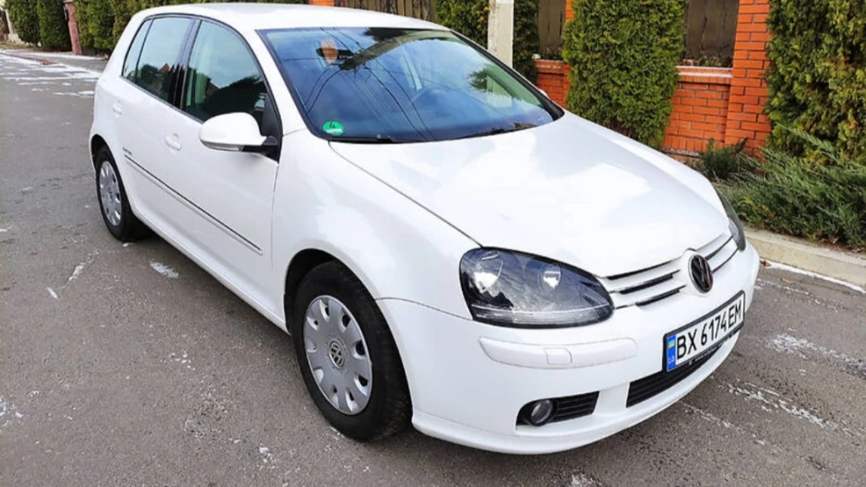 Volkswagen Golf Малюк на драйві