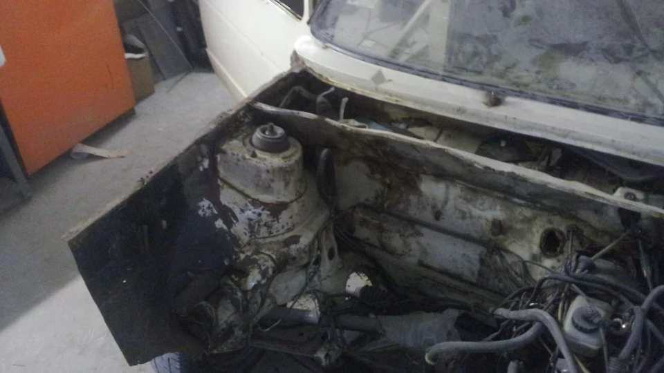 Volkswagen Golf Mk 1 2.0 ABF 2
