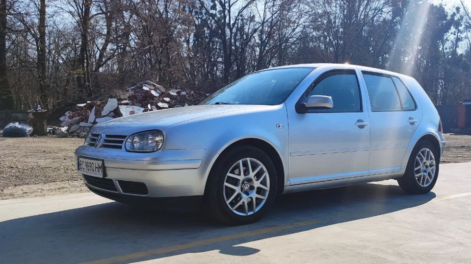 Volkswagen Golf mk 4 Малюшка