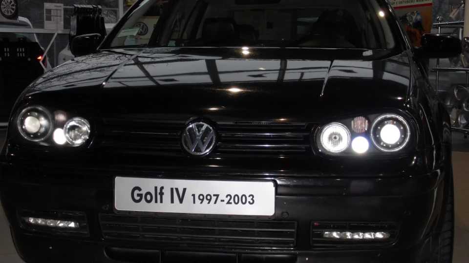 Volkswagen Golf MK 4 5