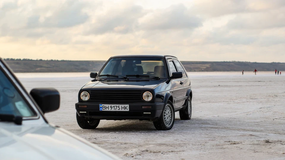 Volkswagen Golf MK II 3