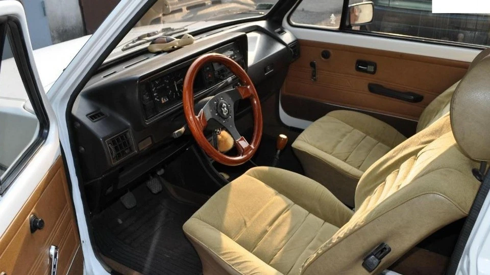 Volkswagen Golf MK1 OldSchool 4