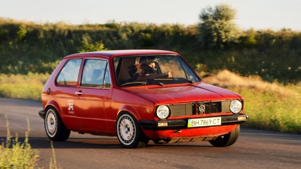 Volkswagen Golf Mk1 Red Pepper 2