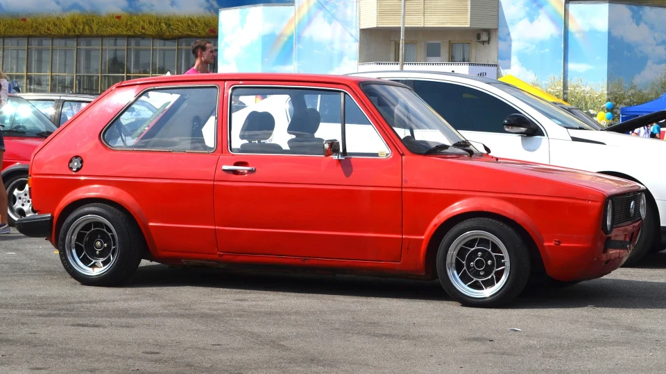 Volkswagen Golf Mk1 Red Pepper 4