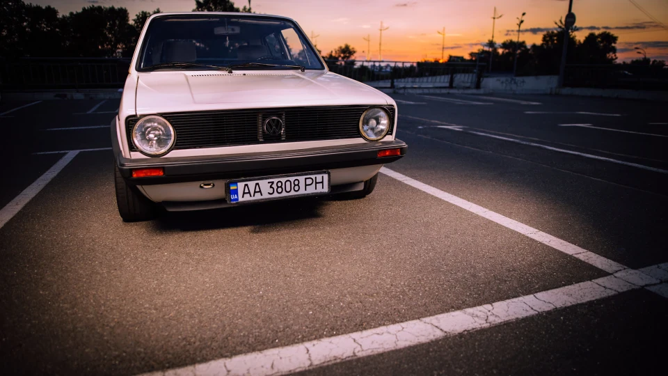Volkswagen Golf mk1 3