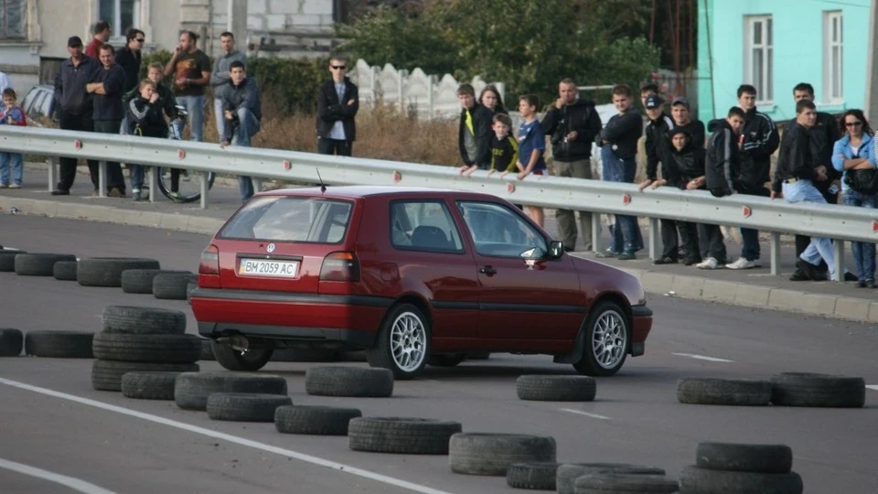 Volkswagen Golf Mk3 4