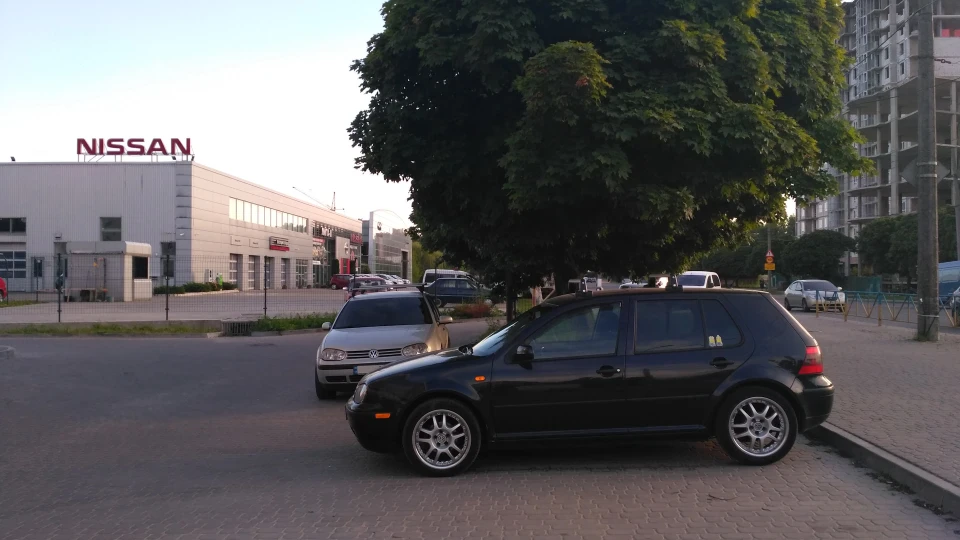 Volkswagen Golf MK4 Black Magic 4