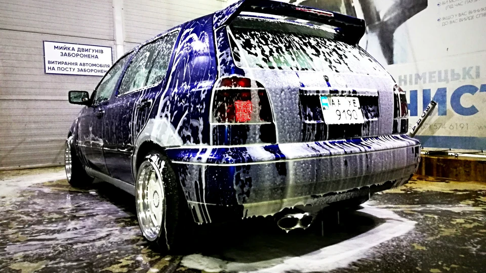 Volkswagen Golf Молодість 4