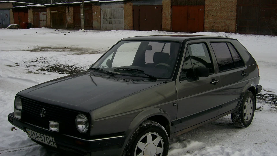 Volkswagen Golf невбивний